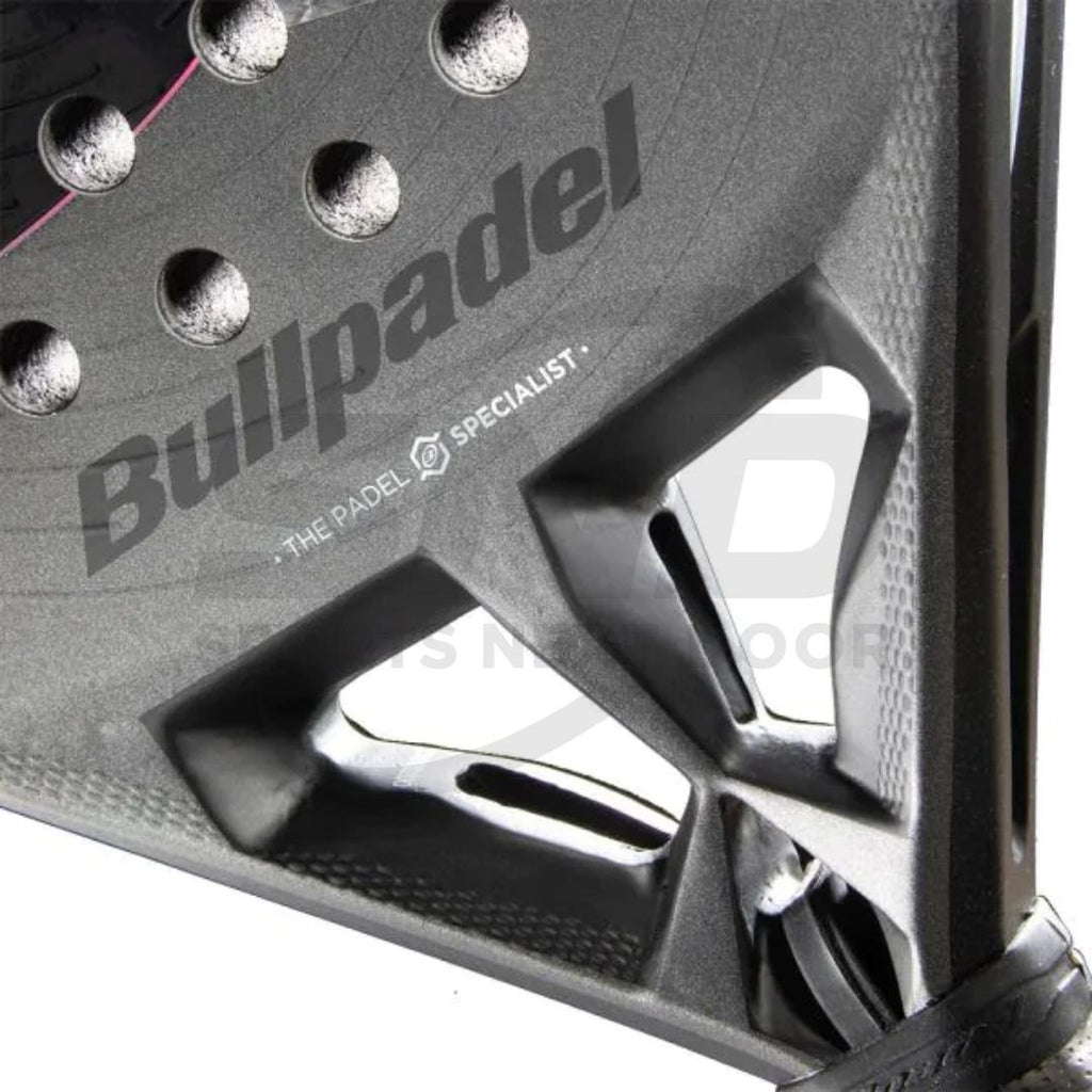 Bullpadel Hack 04 Hybrid 26 Padel Racket