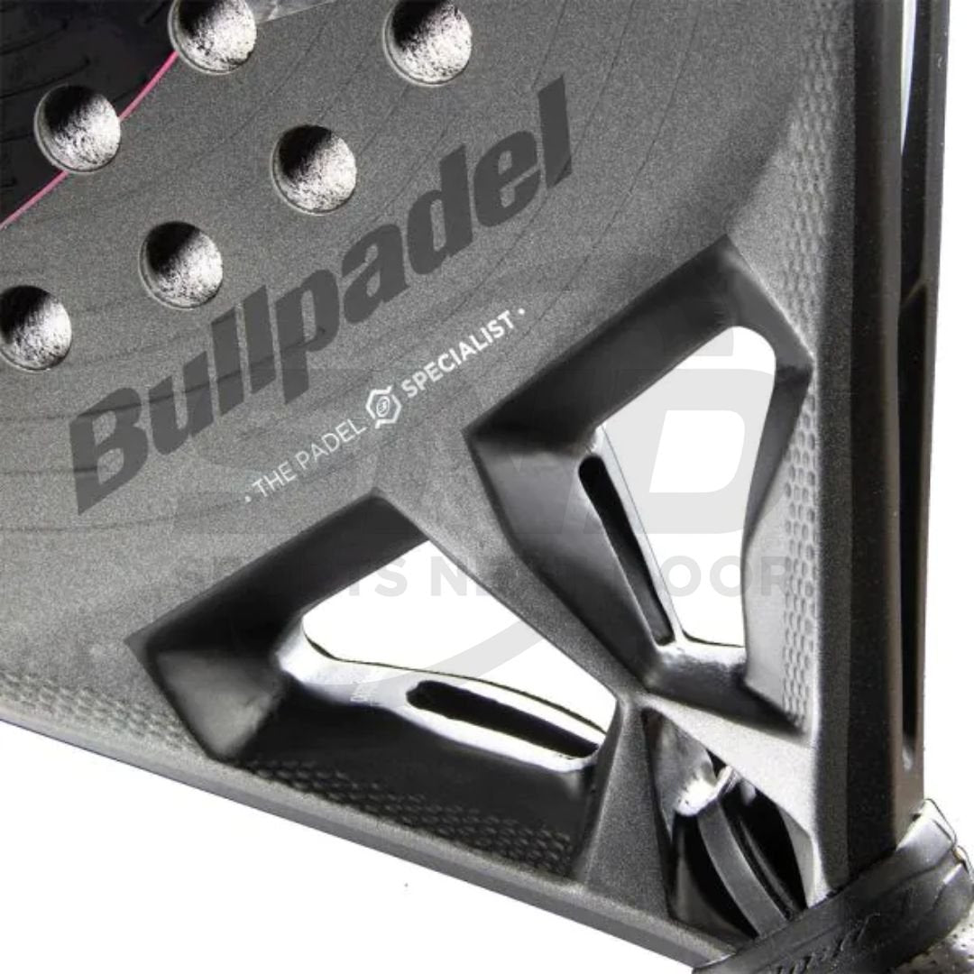 Bullpadel Hack 04 Hybrid 26 Padel Racket