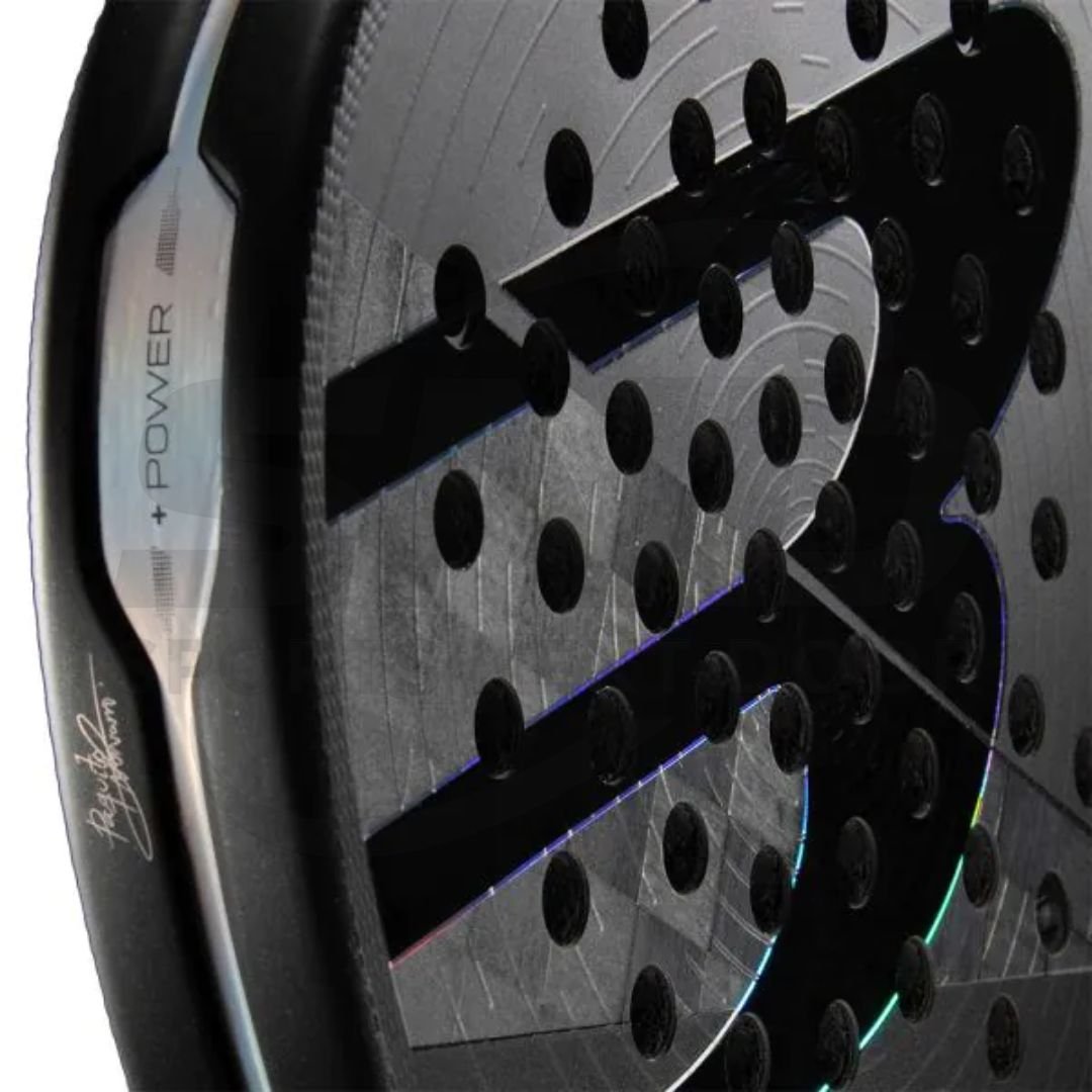 Bullpadel Hack 04 Hybrid 26 Padel Racket