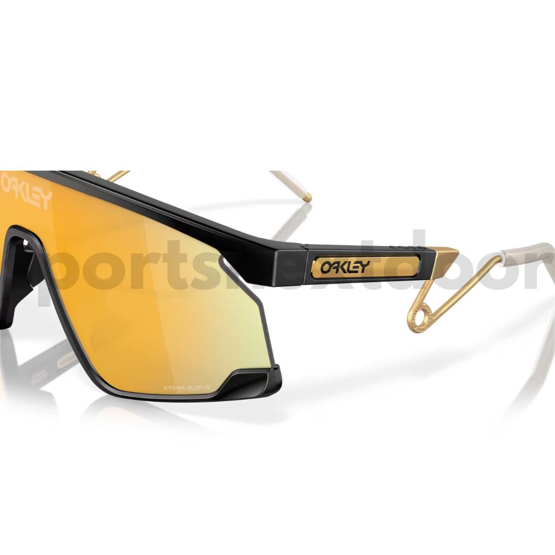 Oakley BXTR Metal Sunglasses OO9237-0139, Prizm 24k Lenses, Matte Black Frame