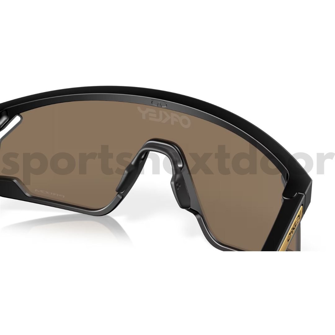 Oakley BXTR Metal Sunglasses OO9237-0139, Prizm 24k Lenses, Matte Black Frame