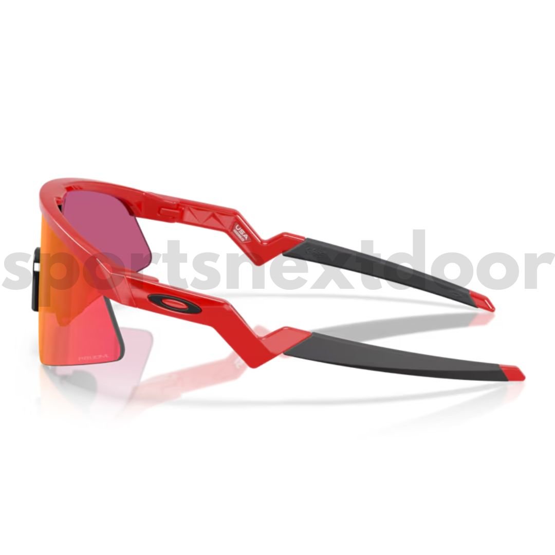 Oakley Resistor Sweep OJ9015-0828, Prizm Field Lenses, Redline Frame (Youth Fit)