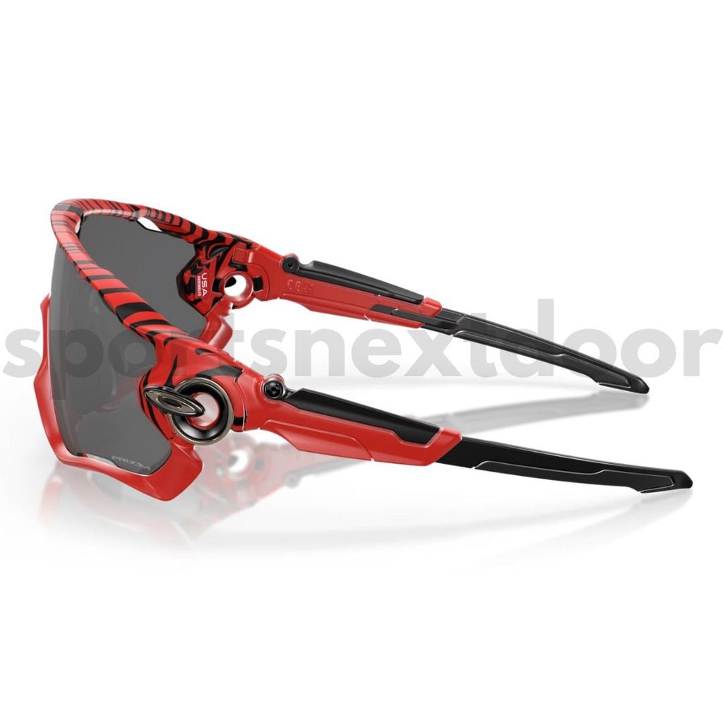 Oakley Jawbreaker Sunglasses OO9290-6731, Prizm Black Lenses, Red Tiger Frame