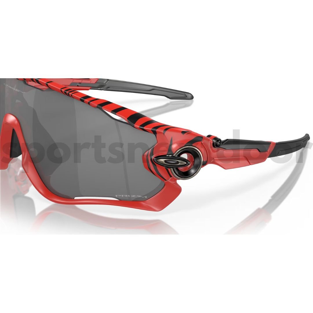 Oakley Jawbreaker Sunglasses OO9290-6731, Prizm Black Lenses, Red Tiger Frame
