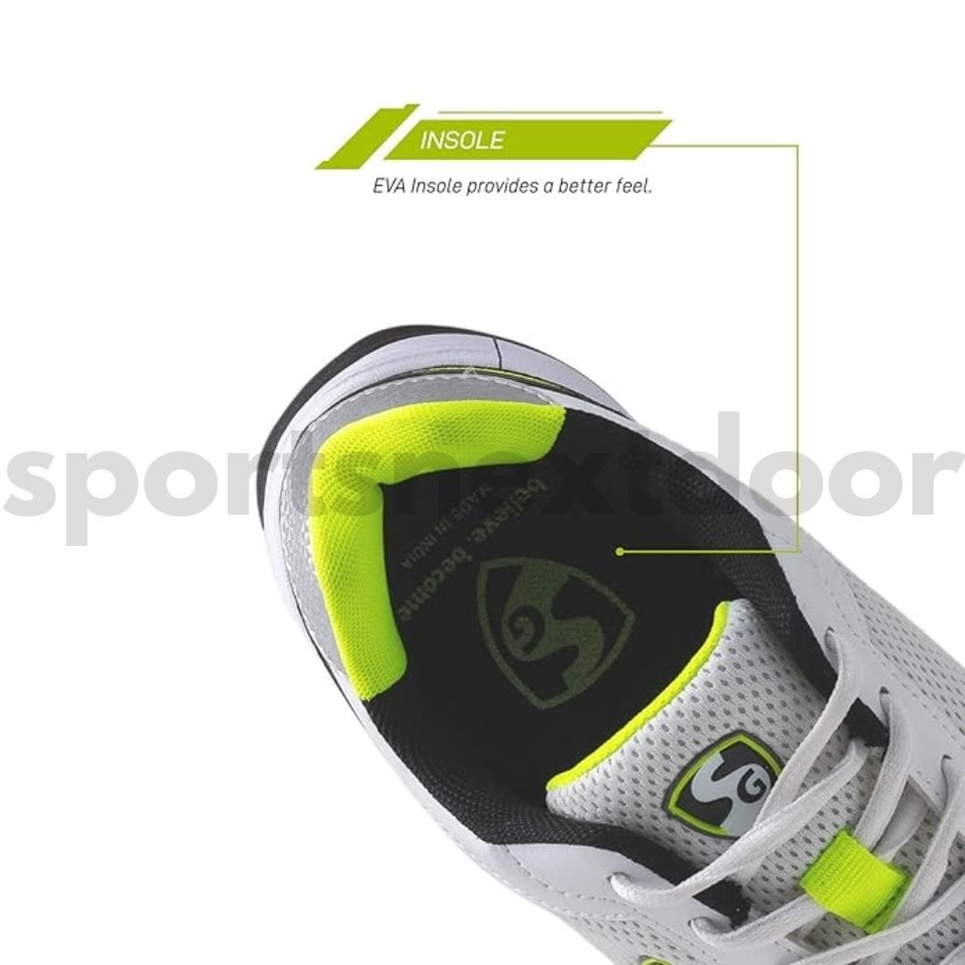 SG Scorer 6.0 Cricket Shoes