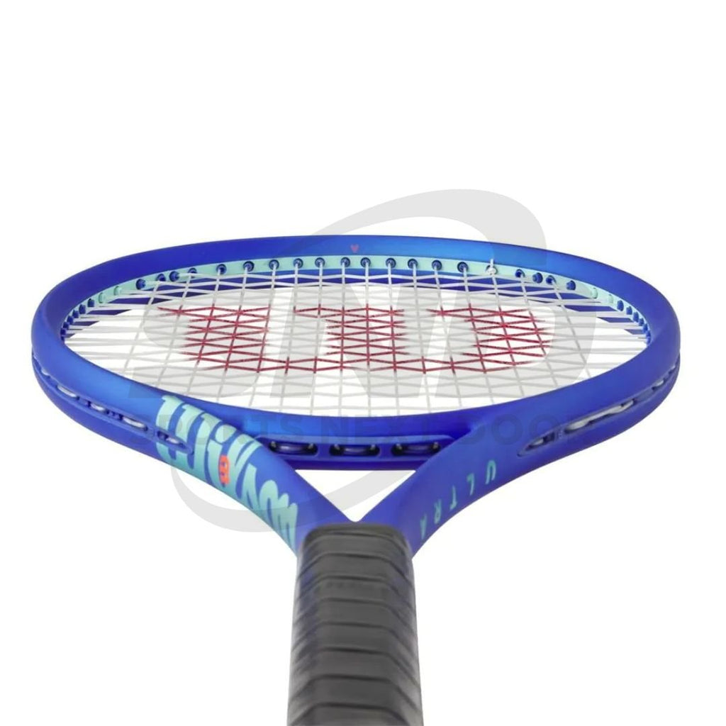 Wilson Ultra 100 V5 Tennis Racquet