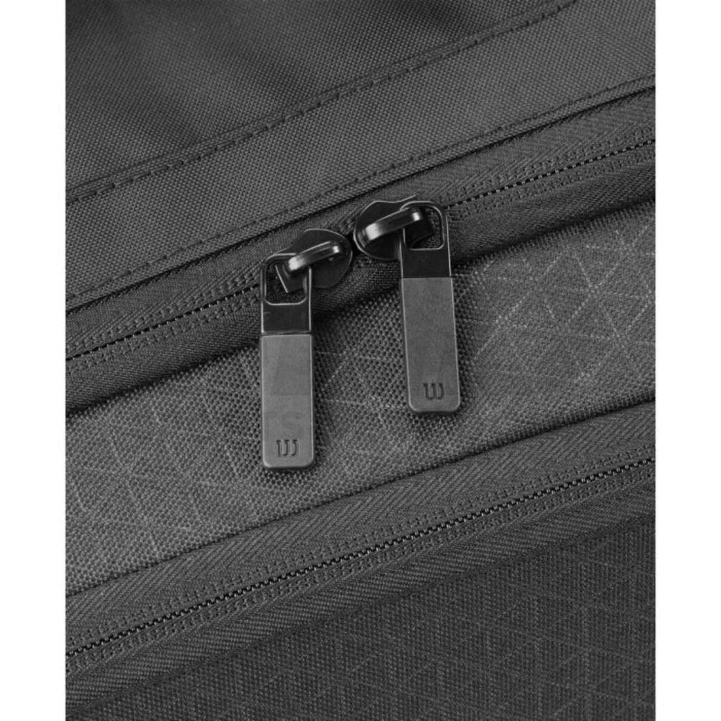 Wilson Clash V3 6R Tennis Kitbag - Black/Infrared