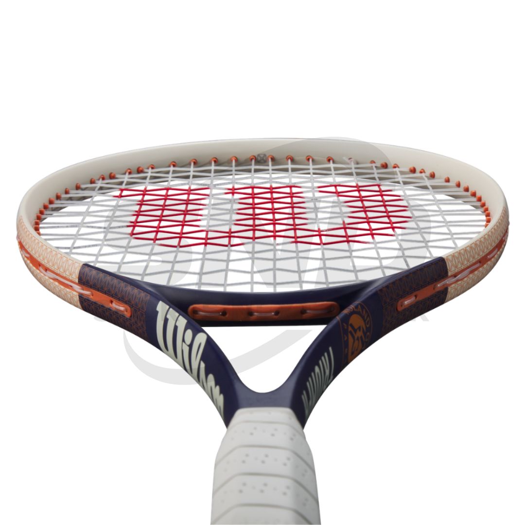 Wilson Roland Garros Triumph 2025 Tennis Racket